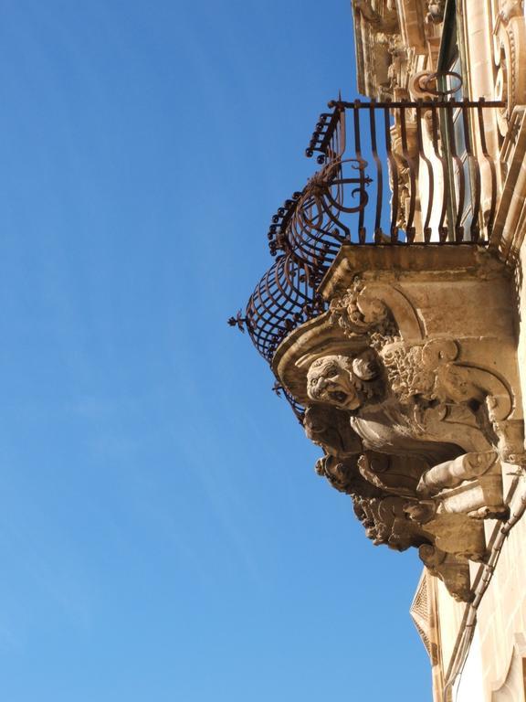 Casa Lucrezia *